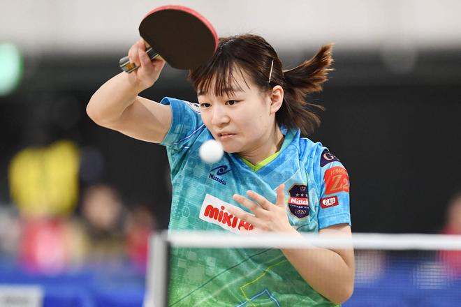 必须通过引 必须通过引