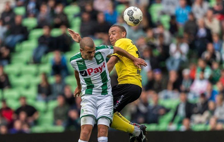 明显逊色于 明显逊色于