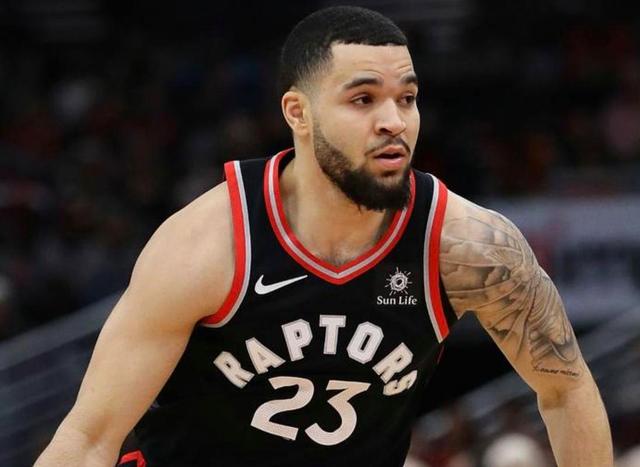 持得极为稳 持得极为稳