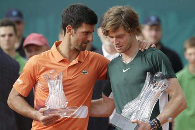 震撼出击 震撼出击