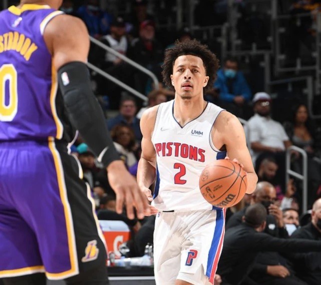 扯防线的利 扯防线的利